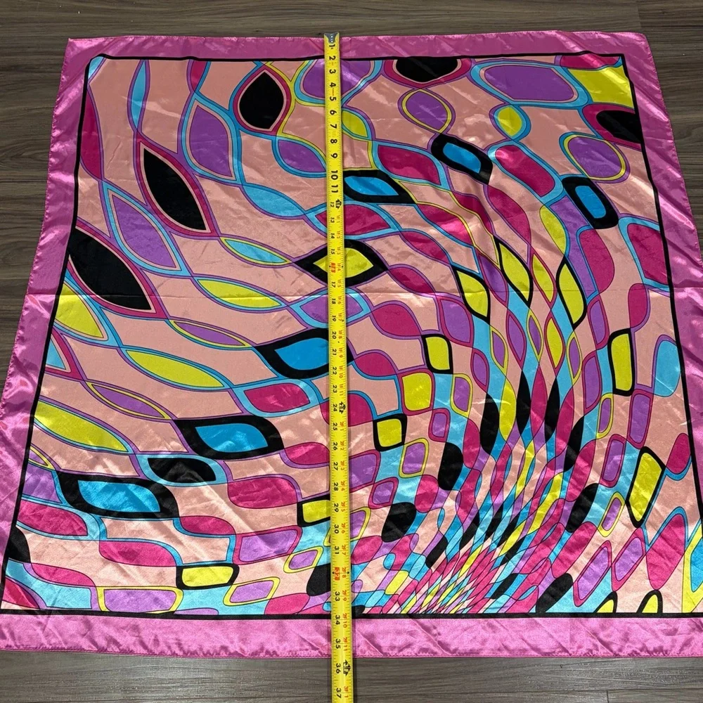 MOSI Large Pink Satin Polyester Scarf Psychedelic Diamond Pattern 35.5 x 35